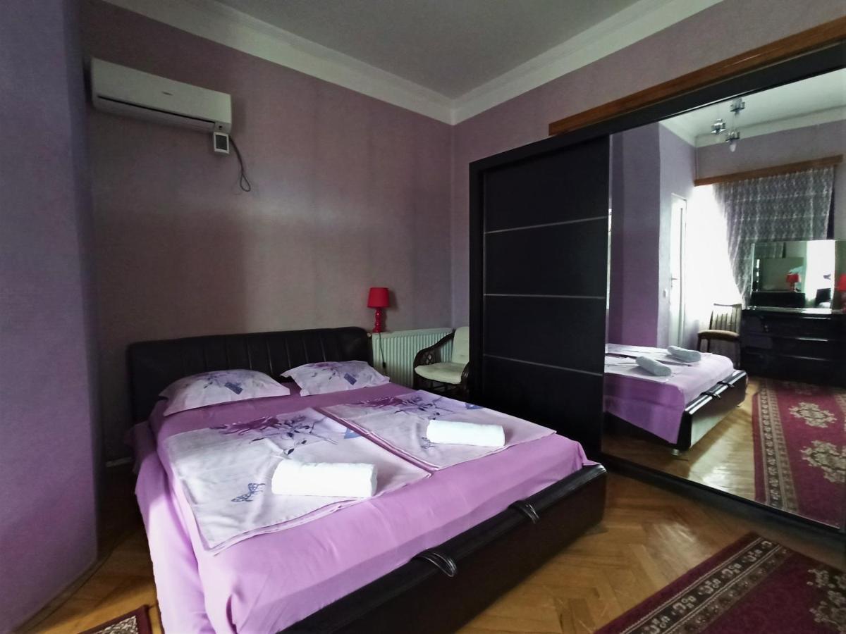 Guesthouse Lilia &Wine Celler テラヴィ エクステリア 写真