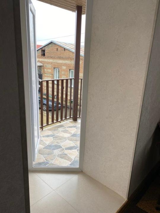 Guesthouse Lilia &Wine Celler テラヴィ エクステリア 写真